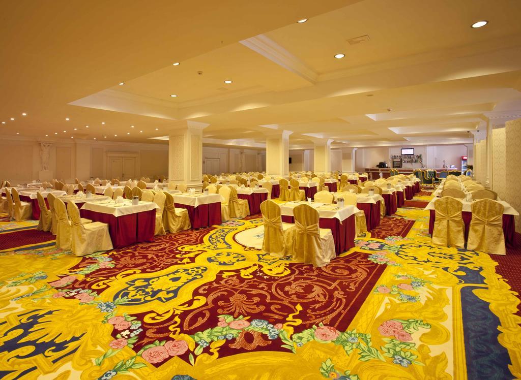 Royal Congress Hotel Kiew Restaurant foto