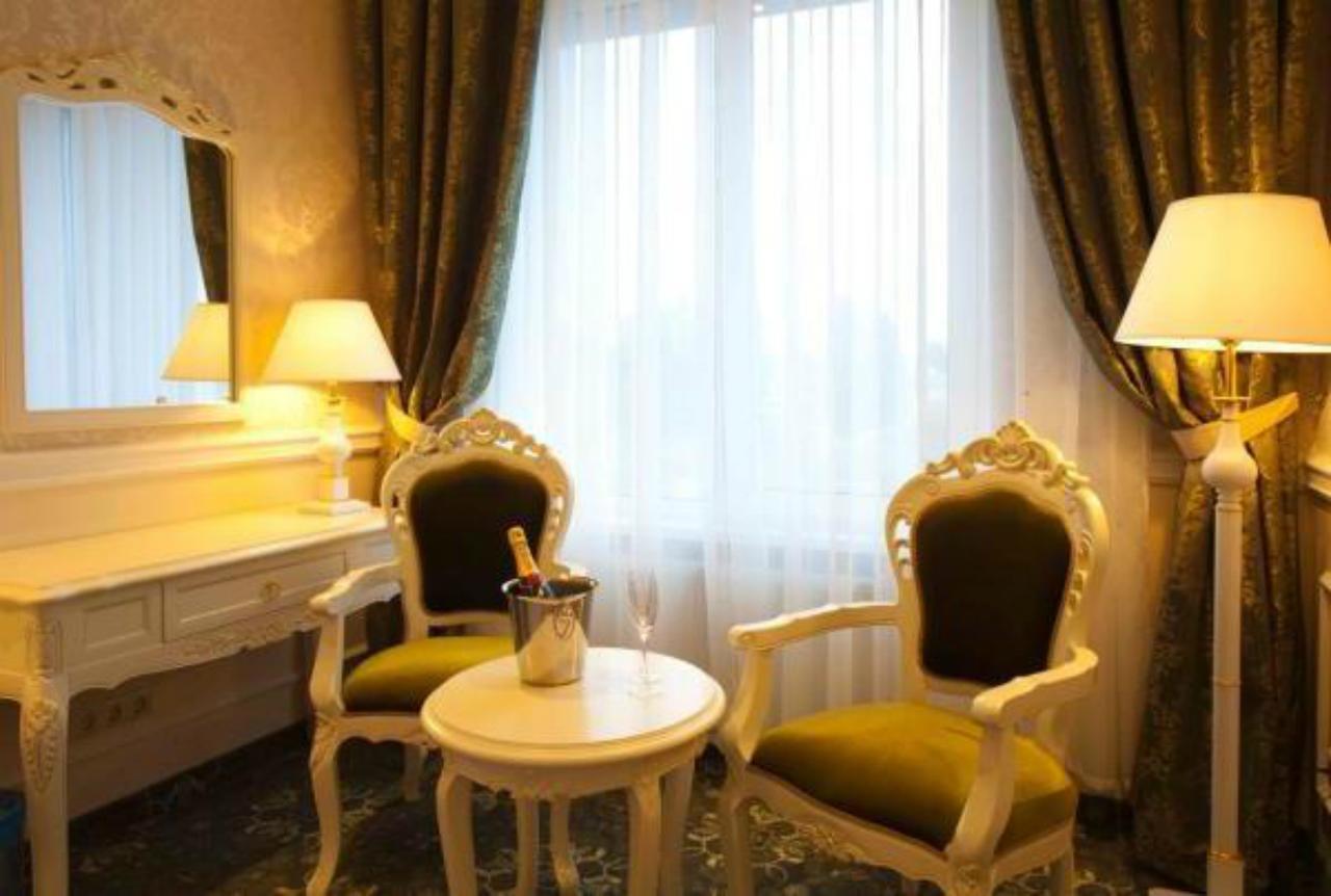 Royal Congress Hotel Kiew Exterior foto